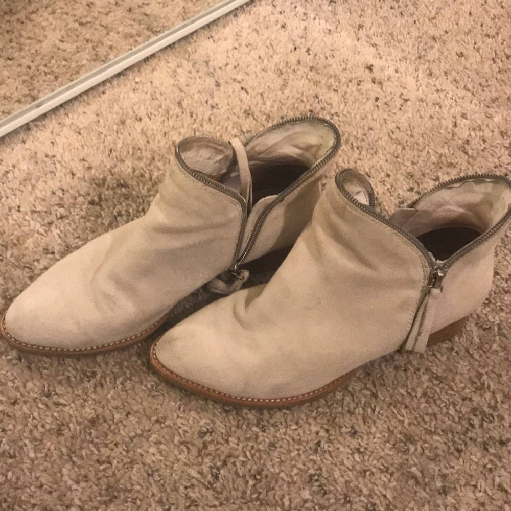 Jeffrey Campbell nude booties